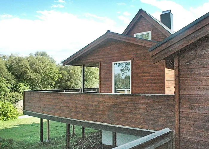 5 Person In Vevang-by Traum * Vevang